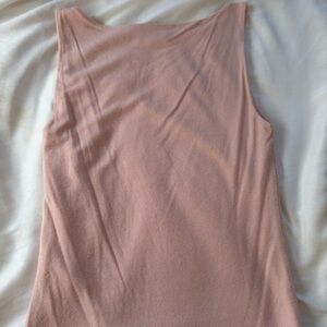 Live in The Moment Top